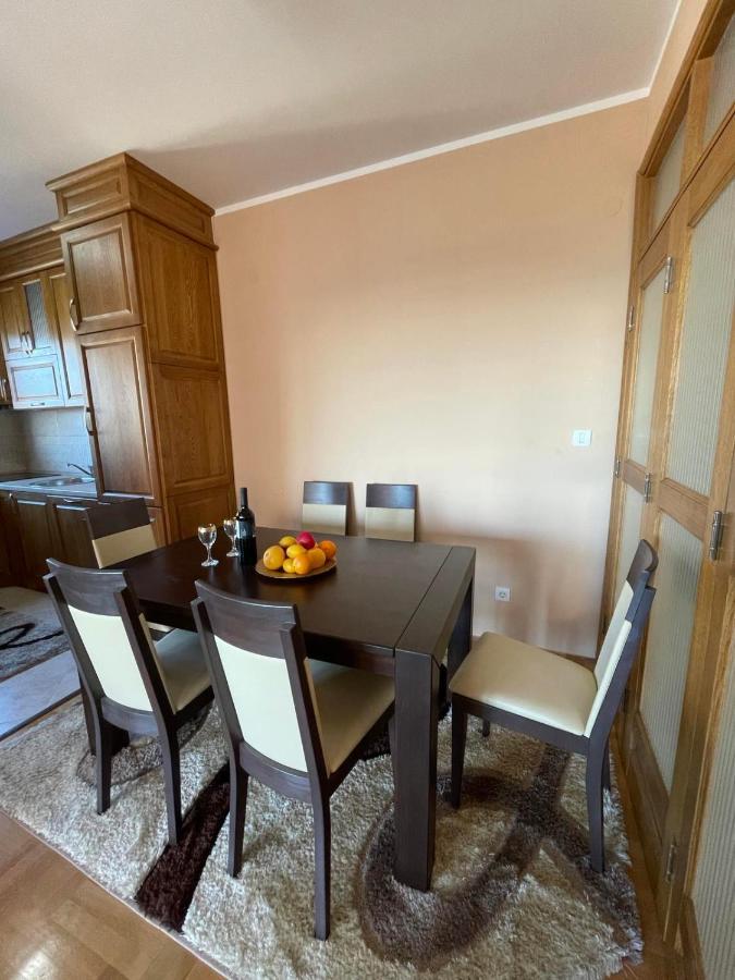 Apartment Kolar Бар Екстериор снимка